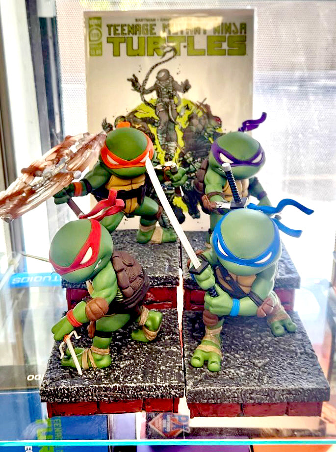Teenage Mutant Ninja Turtles Gallery Donatello Figure Diorama